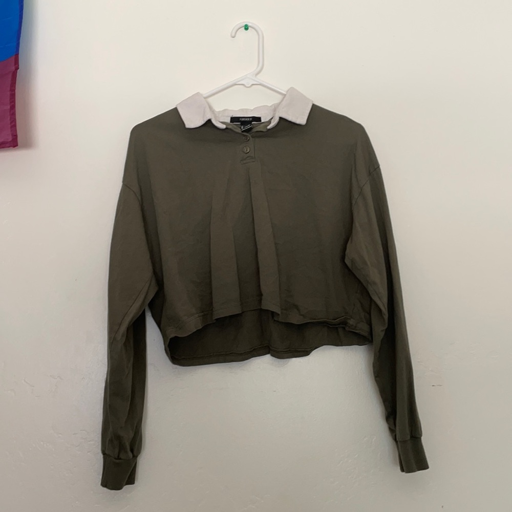 Collared Crop Top